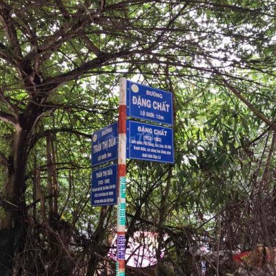 Bán nhà khu dân cư