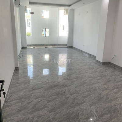 Cho thuê nhà mặt tiền Ngô Mây, tp Quy Nhơn 7x20, 2 tầng