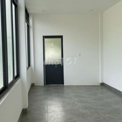 Cho thuê nhà nguyên căn mới đẹp Hoàng Văn Thụ giá 3 triệu