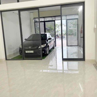 Cho thuê nhà mới mặt tiền đường Hoa Lư Quy Nhơn