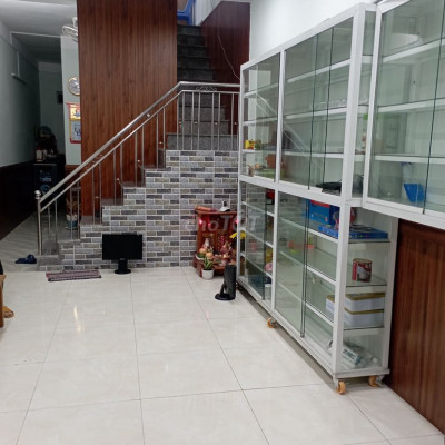 Chính chủ bán nhà mặt tiền đường Trần Hưng Đạo ,gân LĐLĐ 5 tỷ.