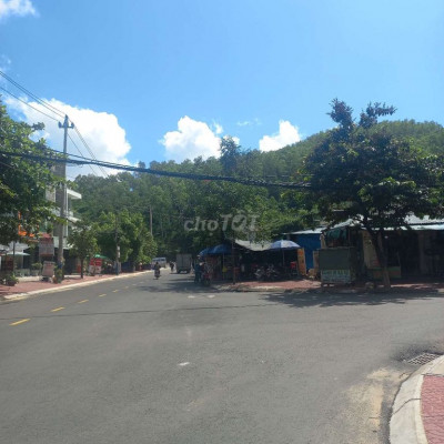 NGỘP. Bán gấp nhà gần chợ Ghềnh Ráng giá rẻ