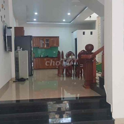 NGUYÊN CĂN MẶT TIỀN LÊ LỢI TTTP