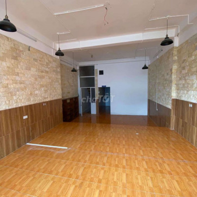 Cho thuê nhà mặt tiền đường Mai Xuân Thưởng, tp Quy Nhơn