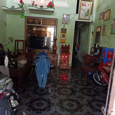 Bán nhà gần cây xăng 28, khu vực 8, phường Nhơn Phú, tp Quy Nhơn