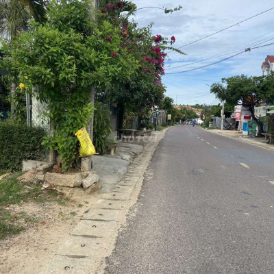 Chính chủ bán lô đất mặt tiền đường 640 ngã tư tuy phước