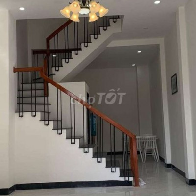 Bán nhà 3 tầng mặt tiền Hà Huy Tập giá 7 tỉ