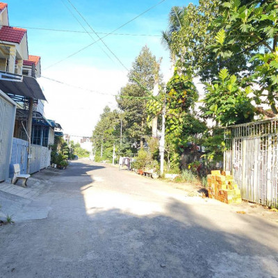 Nền sổ hồng 90m2 đường số 11 KDC Long Thịnh