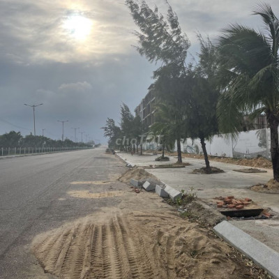 Bán nền MT trục 52m Flc Lux Quy Nhơn