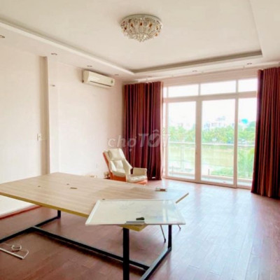 CHO THUÊ NGUYÊN CĂN HOA LƯ 300M2 SỬ DỤNG