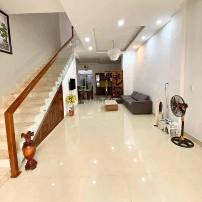 Nhà phố liền kề Simona 4PN 5WC Full Nội Thất