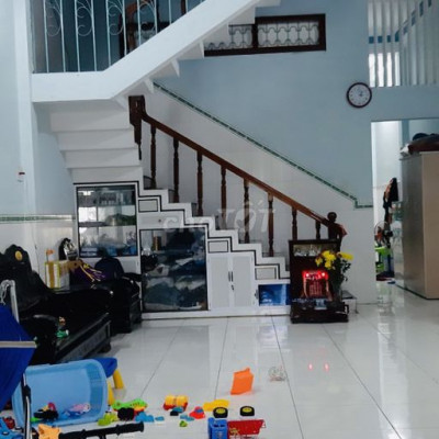 Cho thuê nhà mặt tiền Phạm Hùng 80m2 2 lầu