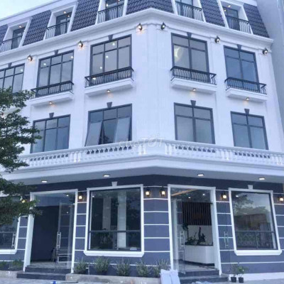 Nhà 4 tầng 5PN 4WC KĐT An Phú Thịnh