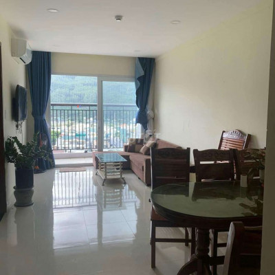 Cho thuê chung cư Xuân Thủy block C, full nội thất