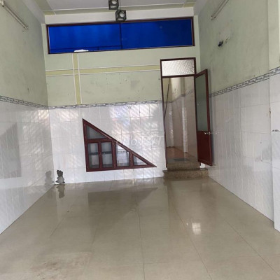 Cho thuê nhà mặt tiền đường Trần Hưng Đạo, phường Đống Đa, Quy Nhơn