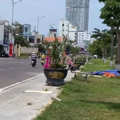 Bán lô đất mặt tiền Xuân Diệu view trực diện biển ngang siêu đẹp 22m