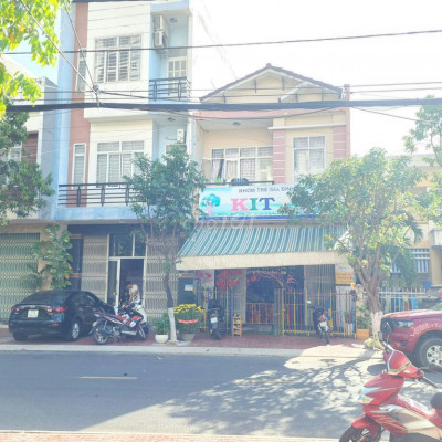 Cho thuê nhà mặt tiền đường Xuân Thủy, Quy Nhơn