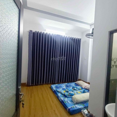 cho thuê nhà hẻm cạn lê hồng phong