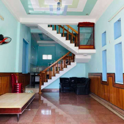 Cho thuê nhà nguyên căn hẻm Lý thái Tổ, tp Quy Nhơn, Bình Định