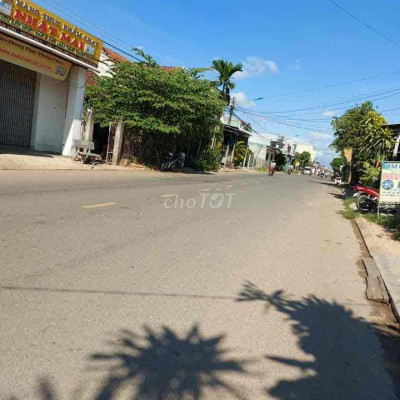 chính chủ bán lô đất 9x56m2 mặt tiền QL19C