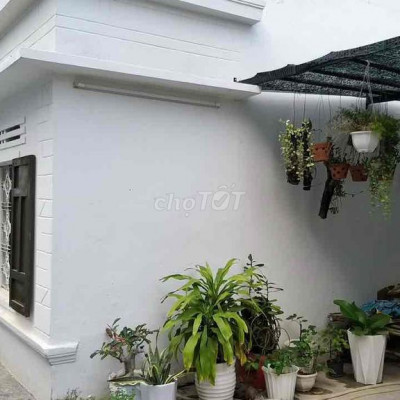 Bán nhà hẻm cạn