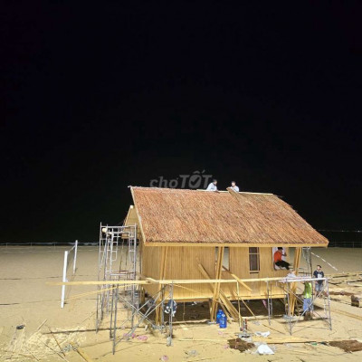 Bán khách sạn Nguyễn Huệ, tp Quy Nhơn, Bình Định