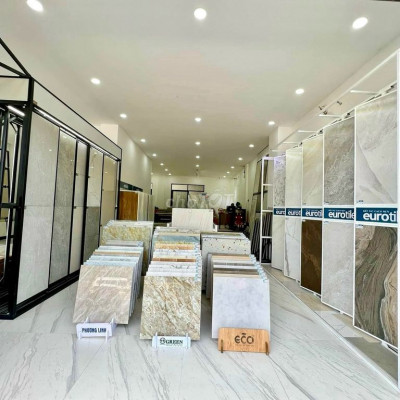 TOÀ NHÀ MẶT TIỀN NGÔ MÂY QUY NHƠN 200m2 ngabg 20m