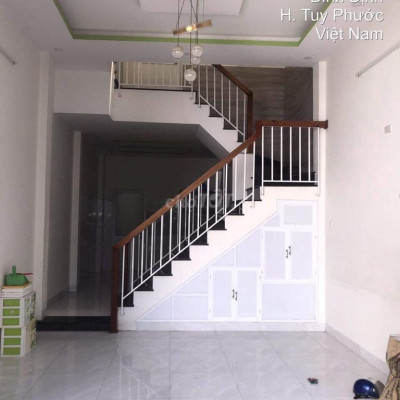 Cần bán căn nhà 1 trệt 1 lầu gần chợ Diêu Trì Tuy Phươc giá rẻ 1,2 tỷ