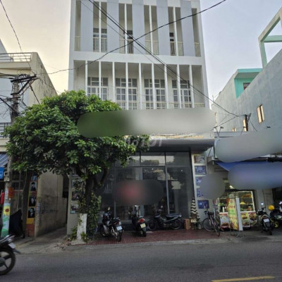 Cho thuê tòa nhà mặt tiền đường Nguyễn Thái Học, Quy Nhơn, Bình Định