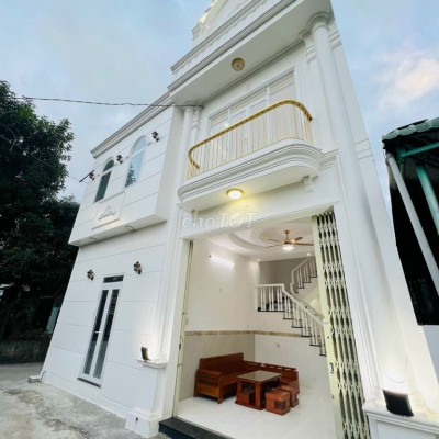 Nhà 3 mê hiện đại hẻm ô tô tô- KCN Phú Tài