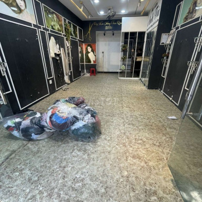 Cho thuê nhà mặt tiền Lê Lợi, Quy Nhơn, Bình Định