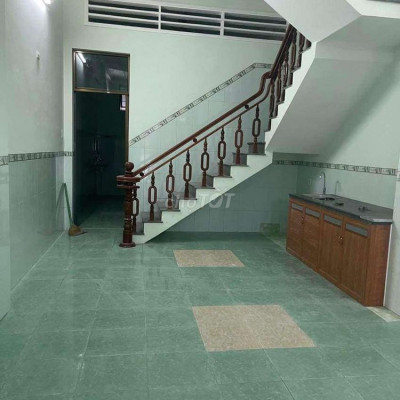 Cho thuê nhà gần bến xe Quy Nhơn, rộng rãi