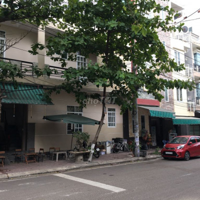 Cho thuê nhà Trung tâm thành phố ngay góc ngã tư