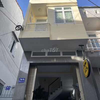 Bán nhà DT 70 m2, DTSD 210m2. Hẻm Đường Hoàng Văn Thụ