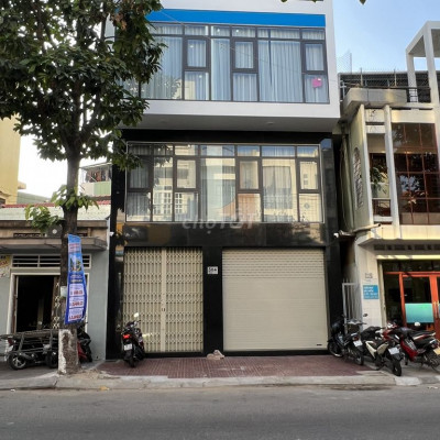 Cho thuê nhà mặt tiền Nguyễn Thái Học - Sát ngay Phân Viện Sốt Rét.