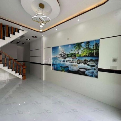 Bán nhà 3 tầng mặt tiền khu An Dương Vương cách biển 100m giá 5,8 tỉ