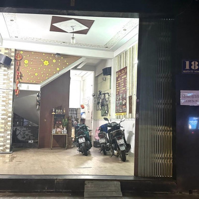 Cho thuê mặt bằng đường nguyễn tất thành vỉa hè rộng 7m ngang 10m