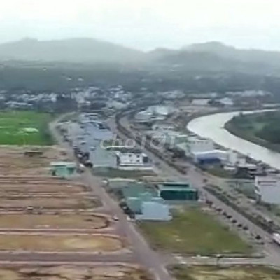 Bán lô đất 2 mặt tiền khu đô thị Long Vân giá 9,6 tỉ