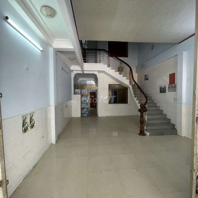 🏠Cho thuê nhà nguyên căn mặt tiền Phạm Thị Đào