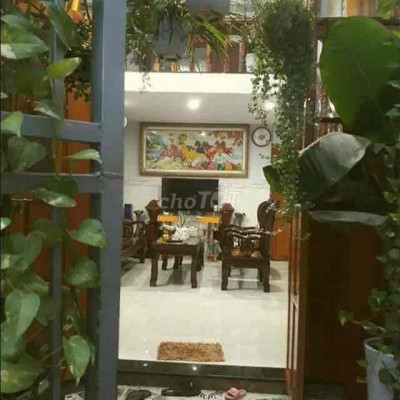 Bán nhà 56m2, 2 phòng ngủ 1 phòng thờ, 1wc hẻm Hoàng Văn Thụ, Quy Nhơn