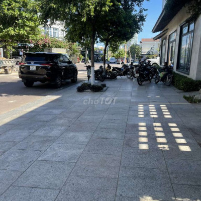 Cho thuê mặt bằng mặt tiền đường Chương Dương