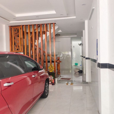 BÁN NHÀ 3 TẦNG TUYỆT ĐẸP,ĐƯỜNG LỚN Ô TÔ LG 8M ,DT 5X18,4M, CHỈ 5,2 TỶ