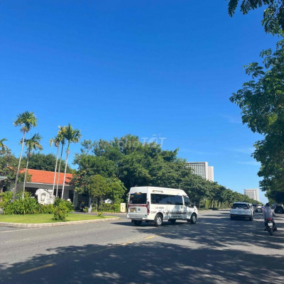 Ra Mắt Shophouse 3.5Tầng mặt tiền đg Trần Quốc Hoàn Tp Biển Qui Nhơn