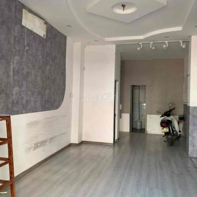 Nhà mặt tiền đường Nguyễn Thái Học