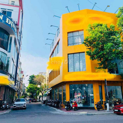 Nhà góc 2 mặt tiền đường Tăng Bạt Hổ ngang 9m