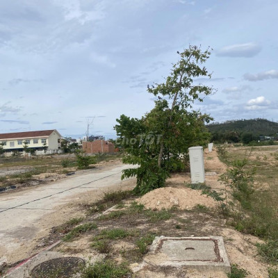 bán nhanh đất cách trường học cấp 2 Tuy Phước cách mấy bước chân