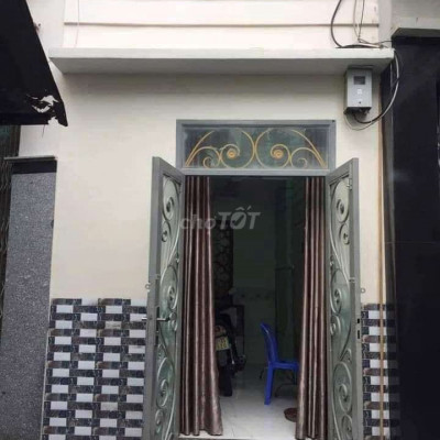 Cho thuê nhà nguyên căn hẻm cạn bạch đằng,gần chợ đầm