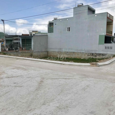 Bán lô góc ngã tư lớn, rất gần ga diêu trì