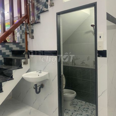 Bán nhà 4 tầng mặt tiền Hàm  Nghi giá 16 tỉ