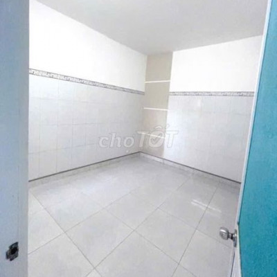 Bán nhà mê lửng hẻm Trần Hưng Đạo giá 1 tỉ 670 triệu